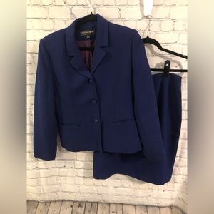 Kasper Skirt suit set size 8P